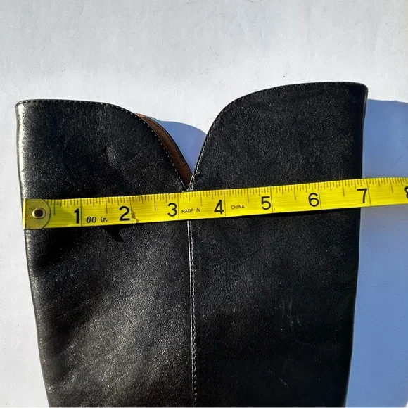 Sofft Black Leather Side 1/2 Zip Boots Sculpted Edge 4 1/2” Angled Heel Size 8.5 - Picture 6 of 15